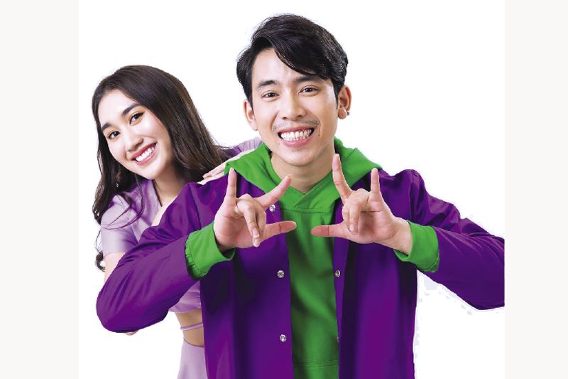 ‘เบิ้ล ปทุมราช’จีบ‘เบส คำสิงห์’  เล่นเอ็มวีเพลง‘ถูกใจให้เบิ้ล’