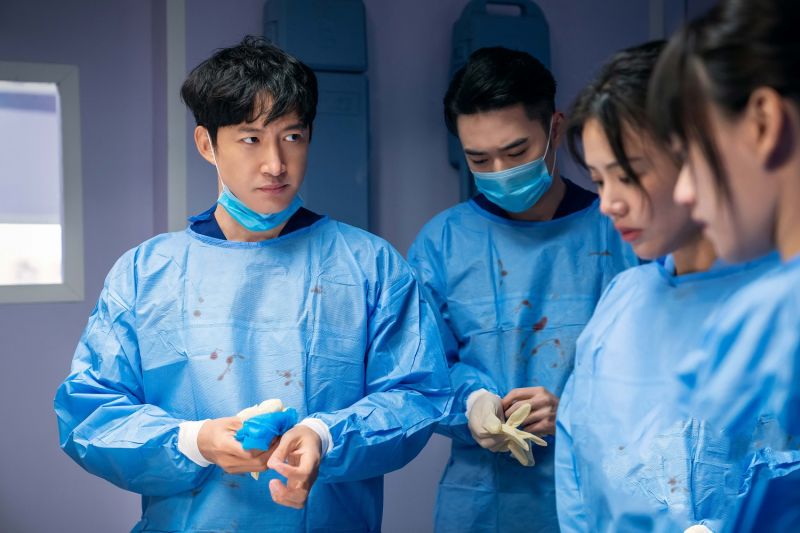 'ไป๋จิงถิง-หม่าซือฉุน'ลุ้นรักต่างอาชีพ ในซีรีส์สุดโรแมนติก'You are my Hero'