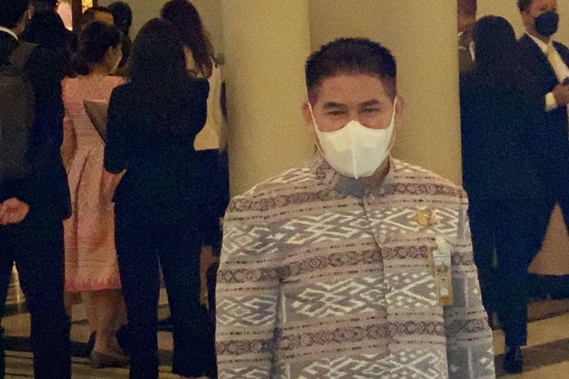 'ธรรมนัส'ปัดคุยสื่อ​ บอก'ไม่อยากพูดมาก​ เจ็บคอ'