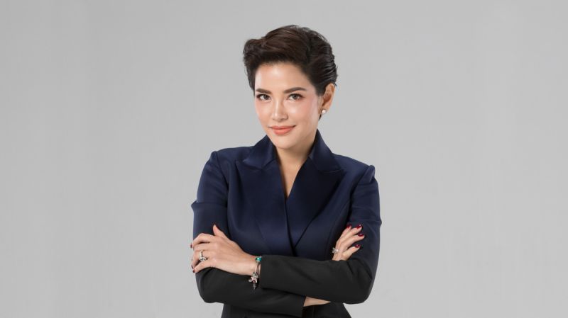 'อ้อม พิยดา' สุดพีค!พาFlex104.5 สร้างยอด Streaming มีTop Fan