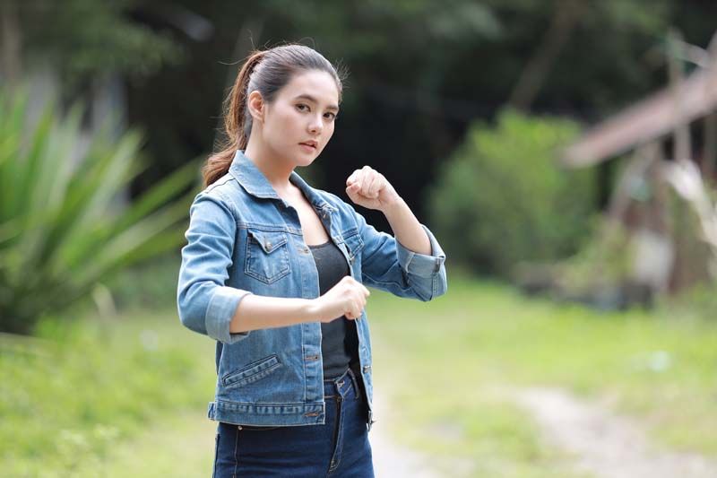 'มิ้นท์-บารมิตา'ยิ้มรับบู๊แรกกระแสปัง ทุ่มสุดตัวใน'ปล้นลอยฟ้า'