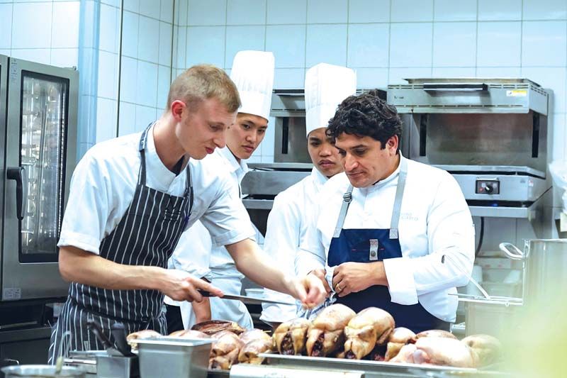 ‘โค้ท บาย เมาโร โคลาเกรคโค’โรงแรมคาเพลลา กรุงเทพ  คว้า 1 ดาวมิชลินจาก‘มิชลิน ไกด์’ฉบับประเทศไทย 2565