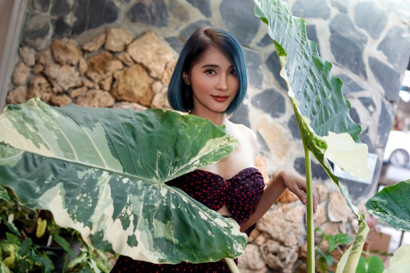 'มินดา มีทรัพย์สิน' บุกอาณาจักพันธุ์ไม้ (บ้านสรา GARDEN )