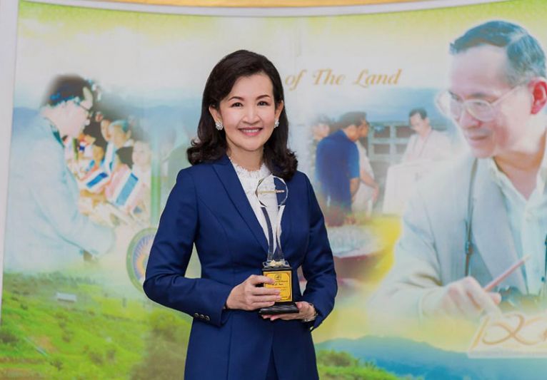 ที่สุดแห่งความภูมิใจ‘แพทย์หญิงนลินี ไพบูลย์’กับรางวัล‘คนดปิดทองหลังพระ’