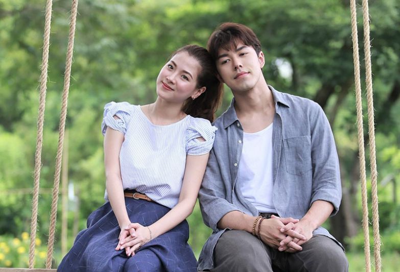 ตามให้กำลังใจความรัก ‘นาย-ใบเฟิร์น’ ในละครพีเรียดดราม่า ‘สร้อยสะบันงา’