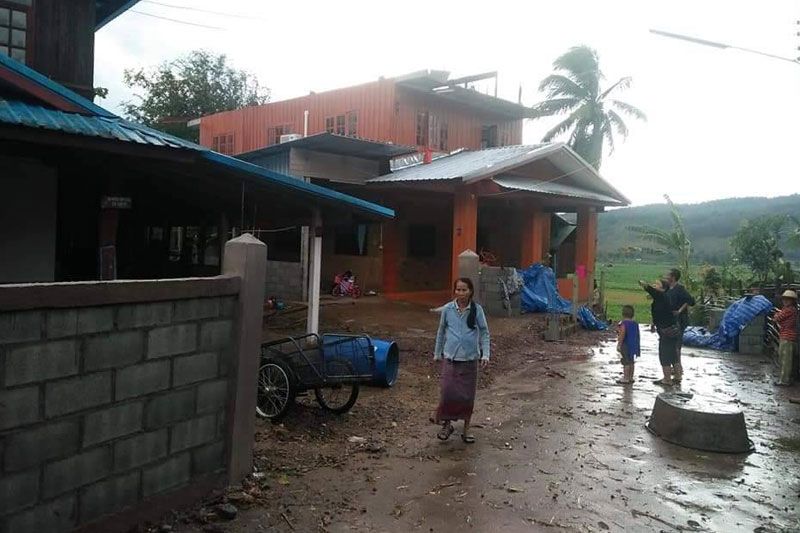 ‘น่าน’โดนพายุถล่ม 5 หมู่บ้าน เสียหายกว่า 20 หลังคาเรือน