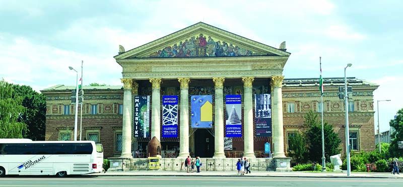 แหวกฟ้าหาฝัน : Kunsthalle Budapest