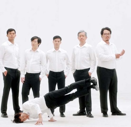 GQ  เปิดตัวกางเกงแห่งยุค 'อยู่เมืองบันเทิง ต้องมีกางเกงที่ไว้ใจ