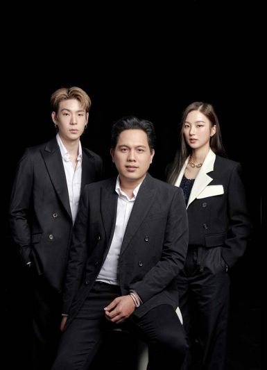 'เจเจ-ต้าเหนิง'เปิดQOW Entertainment  นั่งเก้าอี้บริหารครั้งแรกพร้อมการลุยงานเบื้องหน้า