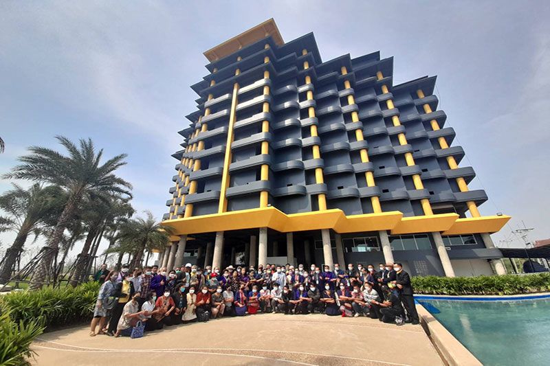 นิคมเกษตรนวัตกรรม Waldo 888 ติวเข้มความรู้การปลูกกัญชาทางแพทย์ ผ่านเสวนา 'ปลดหนี้ครูไทย'