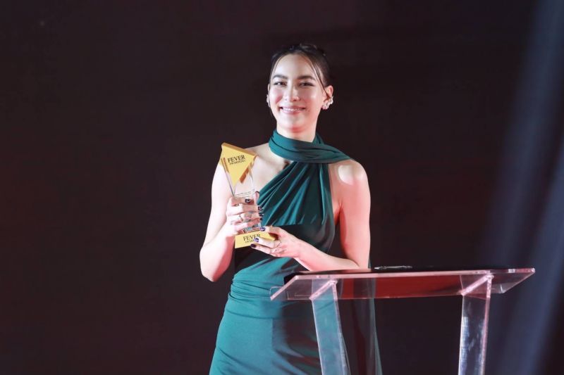 CHANGE2561 สุดปัง ! 'นุ่น, กรีน, เอมมี่' คว้าอีกรางวัล 3 รางวัล จาก 2 เวที