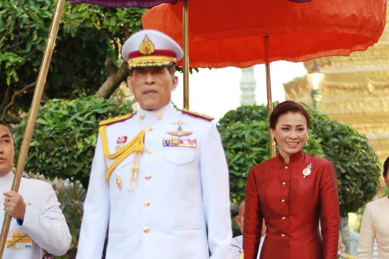 'ในหลวง-พระราชินี'เสด็จฯวันมาฆบูชา เชิญชวนประชาชนเฝ้ารับเสด็จฯ