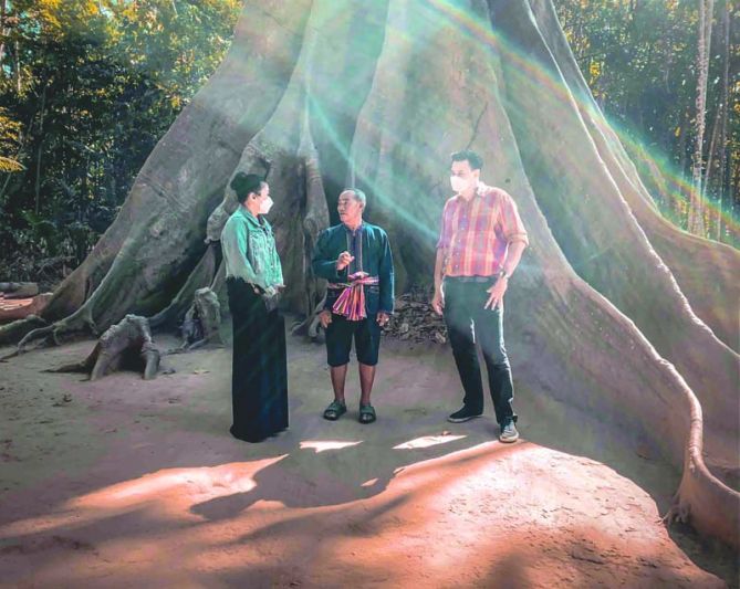 ‘น้อย-เจอร์รี่’ เที่ยววิถีชุมชน อ.บ้านไร่  ละลานตาภูมิปัญญาทรงคุณค่า