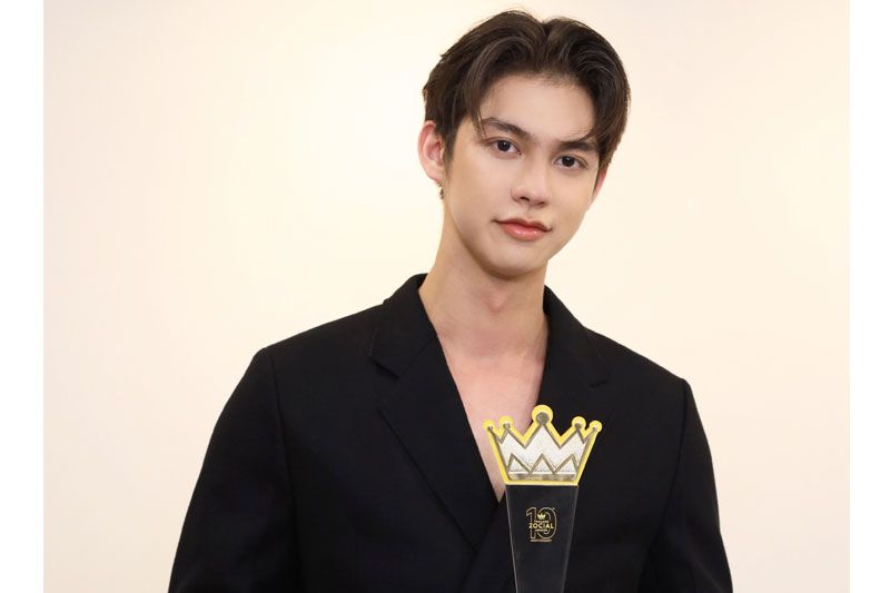 'ไบร์ท'คว้ารางวัลผู้ทรงอิทธิพลสาขา'Actor'บนโซเชียล