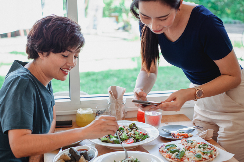 นักวิทย์ฯเผย การบริโภคอาหารแพลนต์เบสช่วยลดความเสี่ยงของการเสียชีวิตและอาการป่วยรุนแรงจากโรคโควิด-19