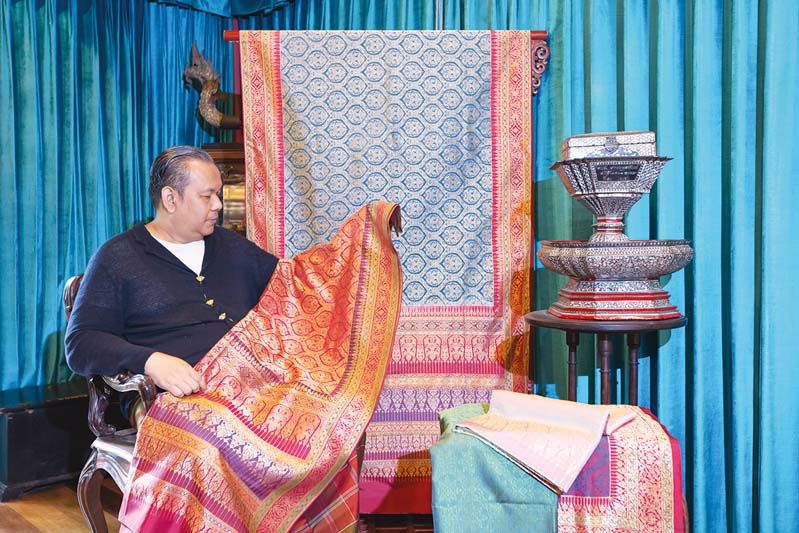 เฟ้นหาสุดยอดครูศิลป์ฯ ครูช่างฯ และทายาทฯ  สืบสานงานหัตถศิลป์ไทย ไม่ให้สูญหายไปกับกาลเวลา