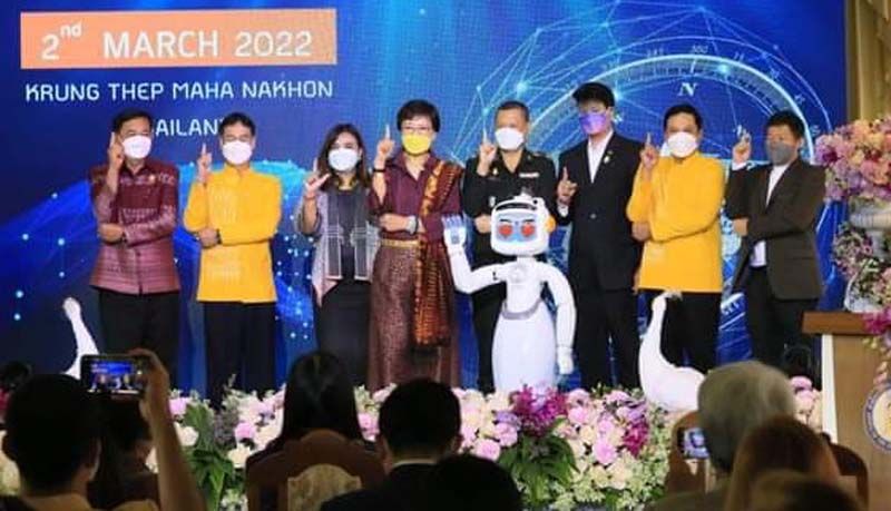 ‘เข็มทิศการศึกษา พัฒนาประเทศไทย’ พร้อมเปิดตัวแอปพลิเคชั่น  ‘สภาการศึกษา OEC Knowledge (OECK)’