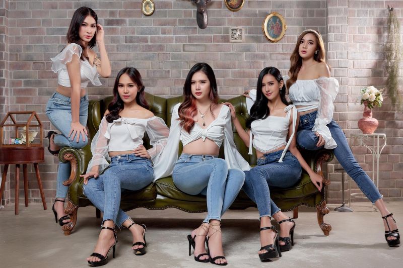 ทำความรู้จัก 5 สาว 'มิสอีสาน'บ้านไทดอลมิวสิค แต่ละคนดีกรีไม่ธรรมดา แซ่บ เด็ด ไฟลุกเว่อร์