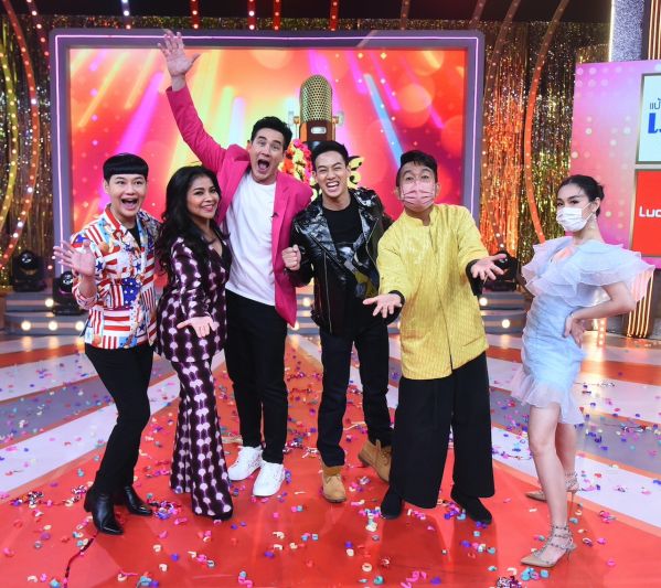 'ปอ-กระติ๊บ-เสนาลิง'อวดทริกแถมขิงใส่กันสุดฤทธิ์ หวังชิงนักร้องฉกคนเสียงดีเข้าสังกัดใน'มาลัยไฟท์เตอร์'