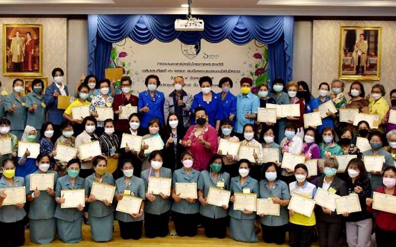 มูลนิธิช่วยคนปัญญาอ่อนแห่งประเทศไทยฯ อบรมอาสาสมัคร  เฉลิมพระเกียรติ 90 พรรษา สมเด็จพระบรมราชชนนีพันปีหลวง