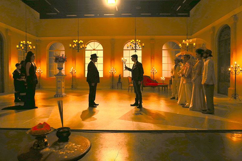 เนรมิต 3 ฉากใหญ่มโหฬาร ACTS STUDIO ใน SIX CHARACTERS มายาพิศวง