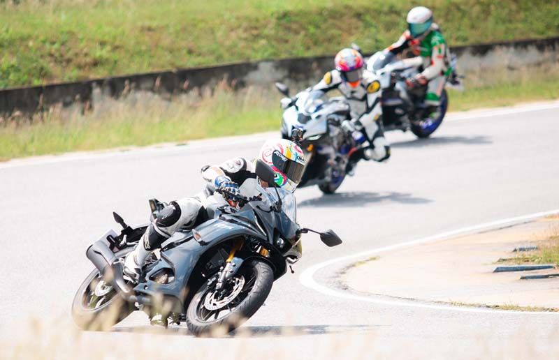 All New YAMAHA R15 ปรับรูปแบบใหม่ให้ขี่สบาย