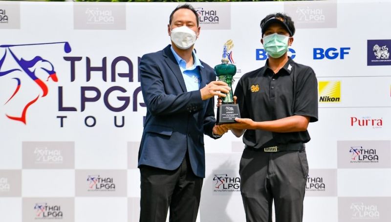 ‘ซิม’ ณัฐกฤตาดาวรุ่งทีมชาติคว้าแชมป์ที่นารายณ์ฮิลล์