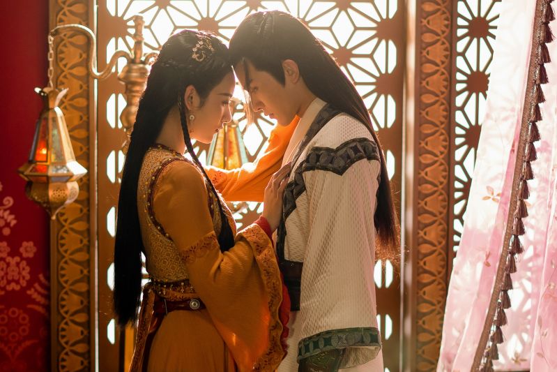เข้มข้นตั้งแต่ต้นเรื่อง!'The World Of Fantasy'ซีรีส์แฟนตาซีฟอร์มยักษ์ บน'MONOMAX'