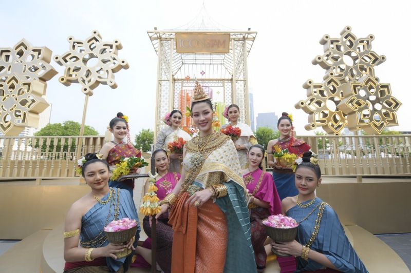 'ใบเฟิร์น – พิมพ์ชนก' งามสง่าในภาพลักษณ์ ‘นางกิริณีเทวี’