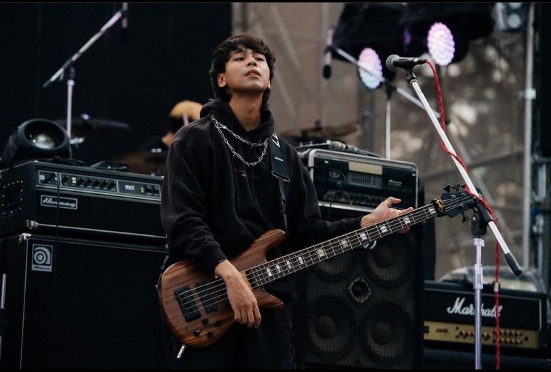 ติดโควิด-19 รับยอดวิวเพลงพุ่ง 32ล้าน เจ้าของเพลงฮิต 'เสแสร้ง (Pretend)'