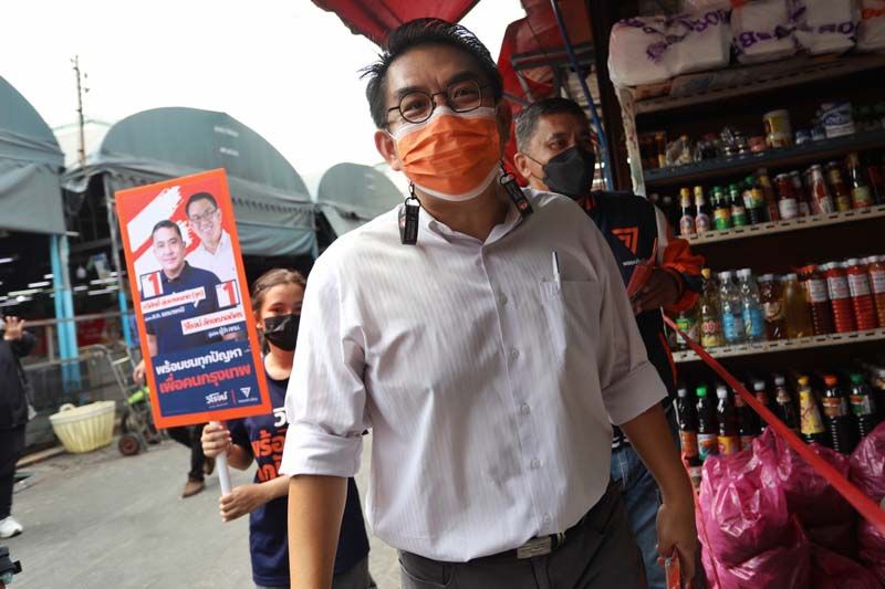 'วิโรจน์'ลุยตลาดบางกะปิ เน้นชูนโยบายทำได้จริง ลั่น! กทม.มีงบพอยกระดับชีวิตคนกรุง