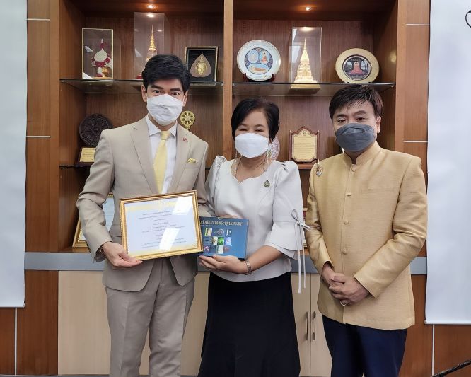 'จิ๊บ วสุ - เก่ง ธชย' นำทีมคนบันเทิง รับการแต่งตั้ง 'ฑูตวันวิสาขบูชา ๒๕๖๕'