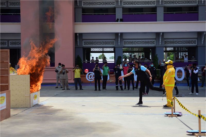 'บิ๊กแจ๊ส'ปลื้มลูกบอลดับเพลิงฝีมือคนไทย ลั่น!'ปทุมธานี'นำร่องลดเสี่ยงเกิดอัคคีภัย