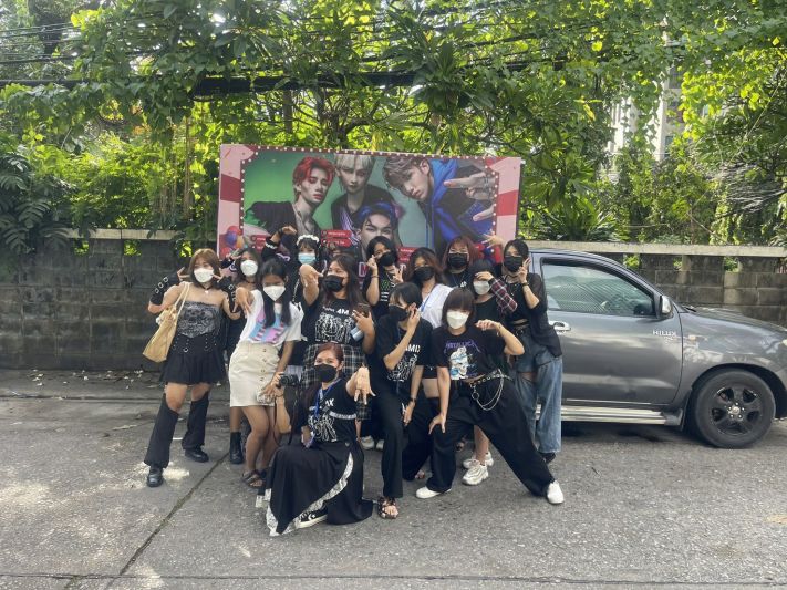 ครบรอบ1ปีเดบิวต์อย่างเป็นทางการ'4MIX'ศิลปินสุดต้าชช มาแรงแห่งปี