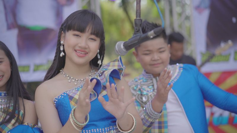 เมื่อ'Thaidol New Gen'ชวนแฟนม่วนหน้าฮ้าน กับเพลง'ให้เคอรี่มาส่งได้บ่'