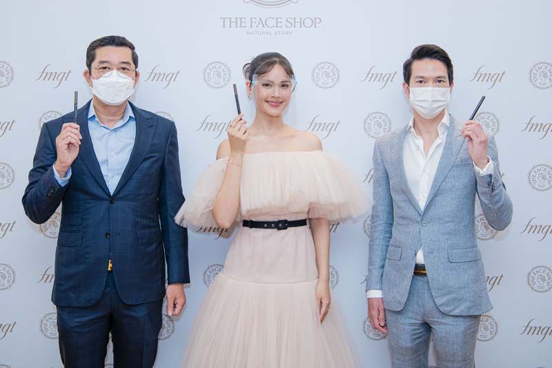 ‘ญาญ่า’ สุดปัง โชว์ความสดใส  แชร์เคล็ดลับเนรมิตความคิวท์ให้คิ้วคู่สวย