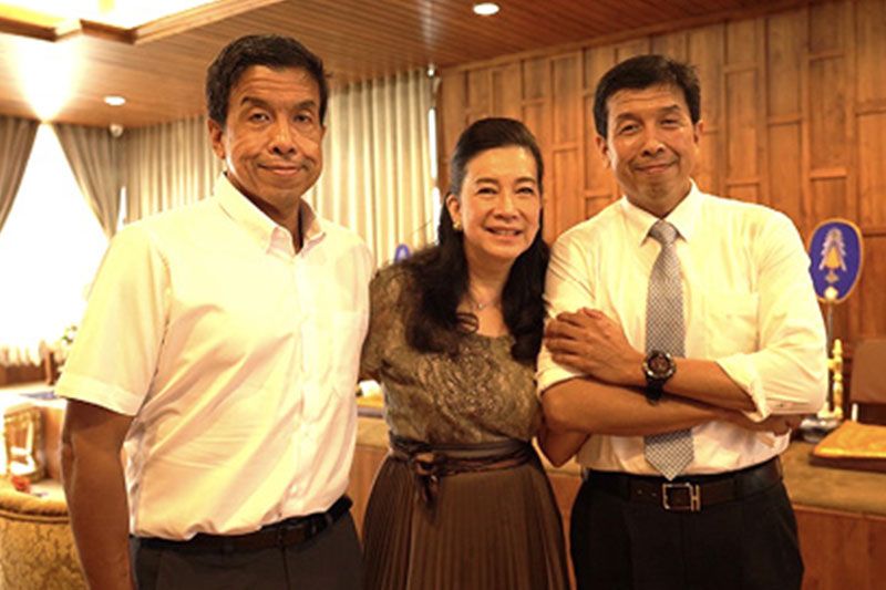 ‘ชัชชาติ’ทำบุญวันเกิด 56 ปีร่วมพี่ชายฝาแฝด แนะทุกคนดูแลสุขภาพ/หวังเห็นคนกรุงร่วมใจ
