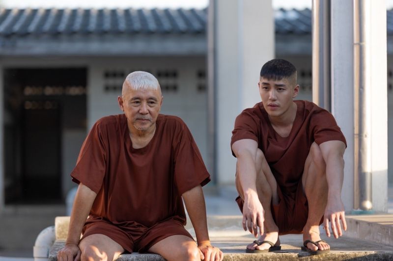 'ต่อ ธนภพ'ทุ่มเททุกรายละเอียด แฟนละครแห่ตั้งคำถาม มีอะไรที่ 'ต่อ'ทำไม่ได้บ้าง