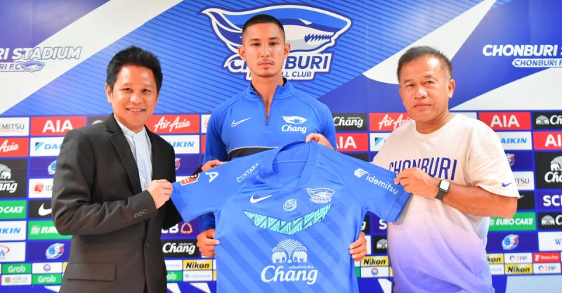 ‘เจ้าชายฟาอิก’ไม่ย้ายทีมขออยู่ฉลามชลยาว