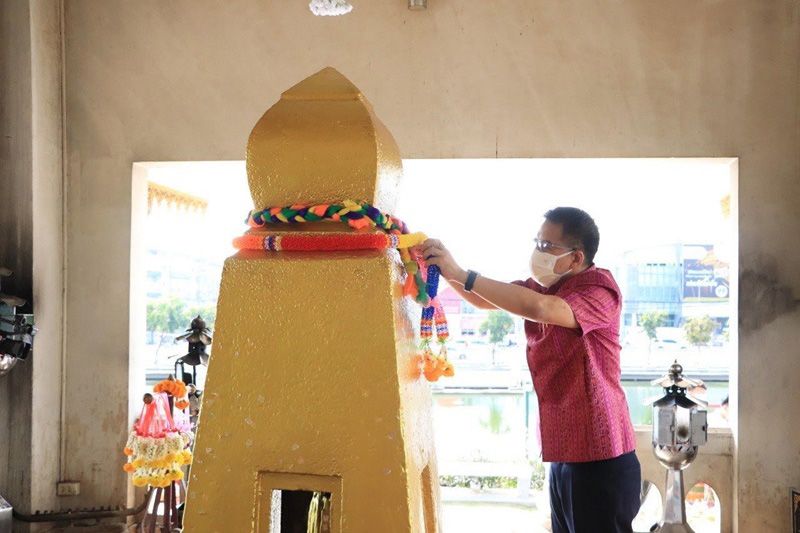 เทศบาลเมืองร้อยเอ็ดจัดงานบุญซำฮะและสักการะเจ้าพ่อหลักเมือง 'ขับไล่สิ่งเป็นอัปมงคล'