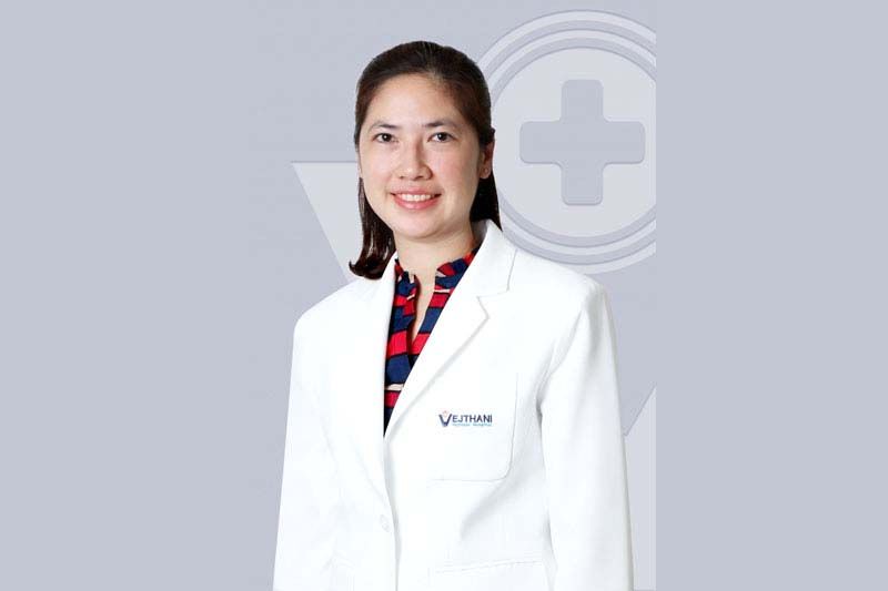 ลดอาการสั่นจากโรคพาร์กินสัน  ด้วยการฝังเครื่องกระตุ้นไฟฟ้าในสมอง