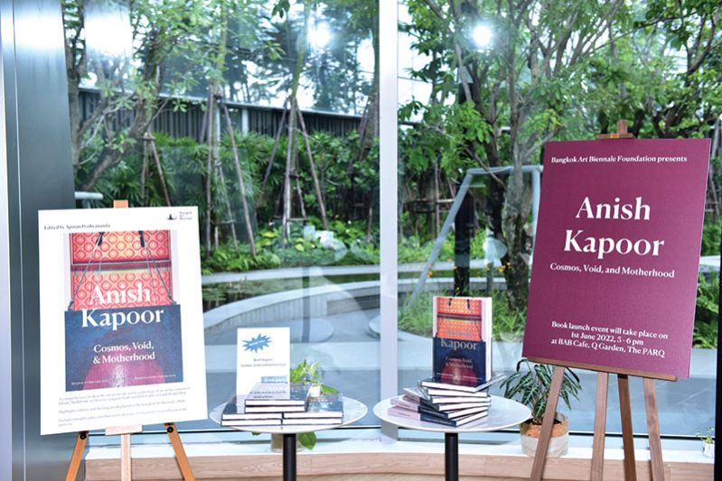 บางกอก อาร์ต เบียนนาเล่ เปิดตัวหนังสือ อนิช คาพัวร์ :‘จักรวาล สุญตา และความเป็นแม่’