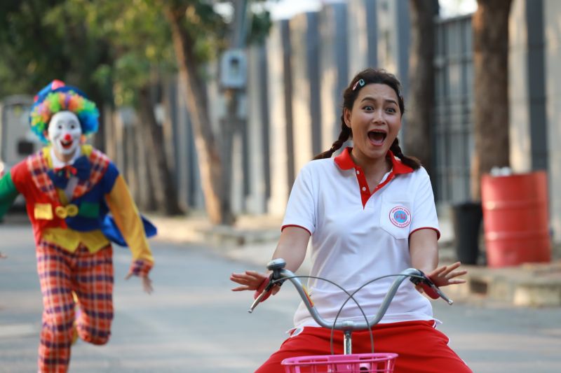 สภาพ!เปิดฉาก 'รักสุดท้ายยัยจอมเหวี่ยง' สาว'บี'ปั่นมาราธอน...หวิดลมจับ