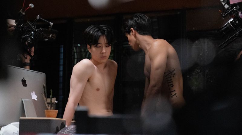 'ชาฮับ มารุจน์ - เบส วิธวินท์'เปิดใจเล่นเลิฟซีน..ครั้งแรก! ในซีรีส์ 'คืนนั้นกับนายดาวเหนือ (Check Out)'