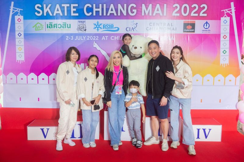 'เบนซ์ พริกไทย'สวมบทคุณแม่สายซัพพอร์ต ปูทางลูกสาว 'เฟอร์รารี่'สู่เส้นทางนักกีฬาไอซ์สเก็ต