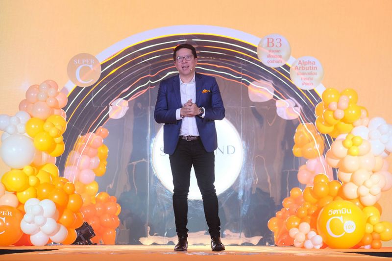 ศรีจันทร์ เปิดตัวสกินแคร์ล่าสุด อัปผิวกระจ่างใสเป็นธรรมชาติ