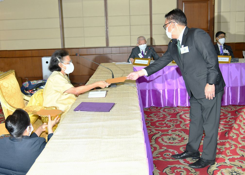 เฮอร์บาไลฟ์ นิวทริชั่น ประเทศไทยเข้ารับพระราชทานเข็มที่ระลึกจากกรมสมเด็จพระเทพฯ