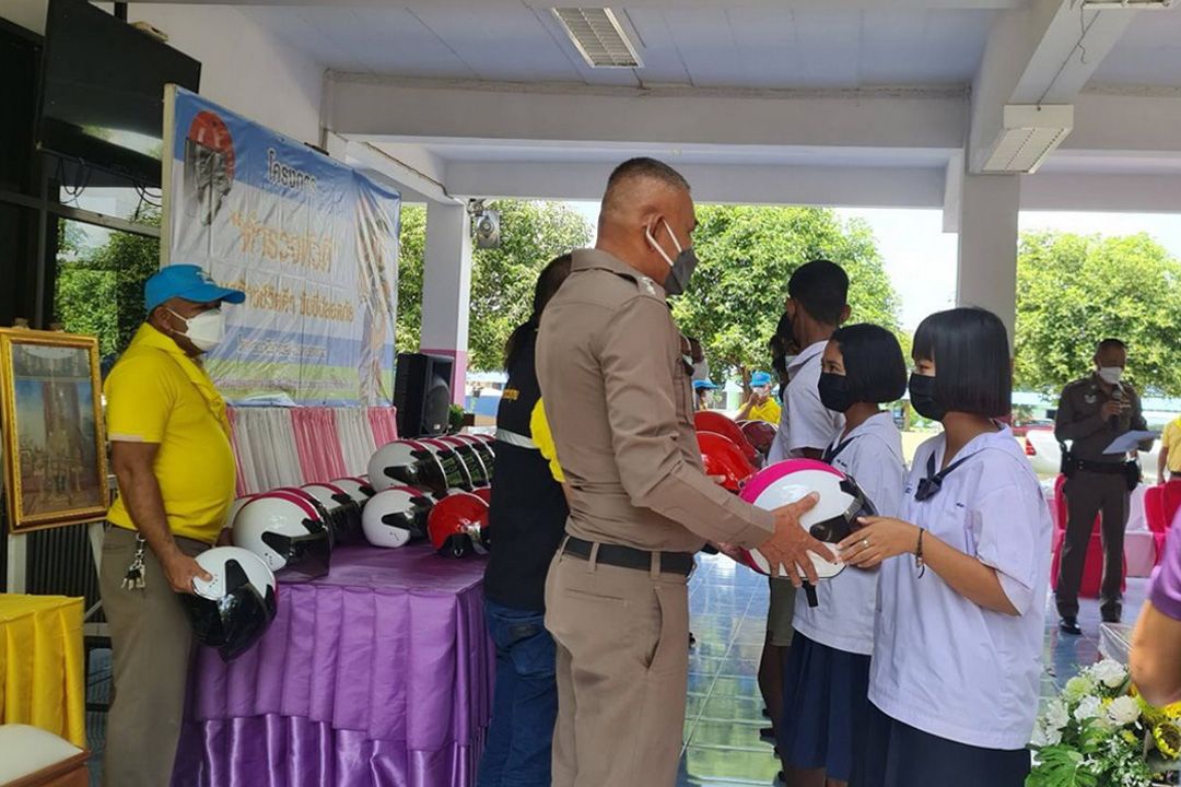 'สภ.หนองขาว'จัดกิจกรรมจิตอาสาจราจรโครงการ'ตำรวจหัวดี'ร่วมสร้างชีวิตดีๆขับขี่ปลอดภัย