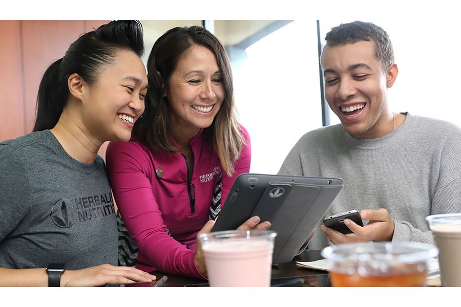 การออกกำลังกายและการรับประทานอาหารที่ดีต่อสุขภาพ มีความสำคัญยิ่งต่อความเป็นอยู่ที่ดีทั้งทางร่างกายและจิตใจของคุณ