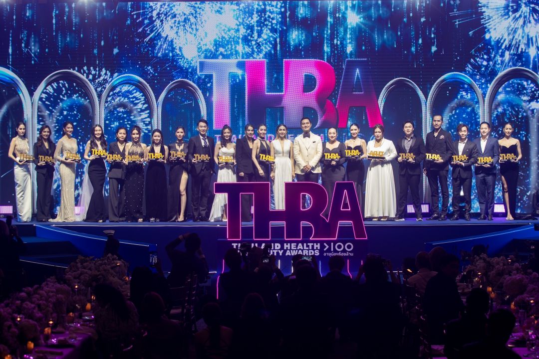 คนบันเทิงพาเหรดรับรางวัลสุดยิ่งใหญ่ 'THAILAND HEALTH AND BEAUTY AWARDS 2022'